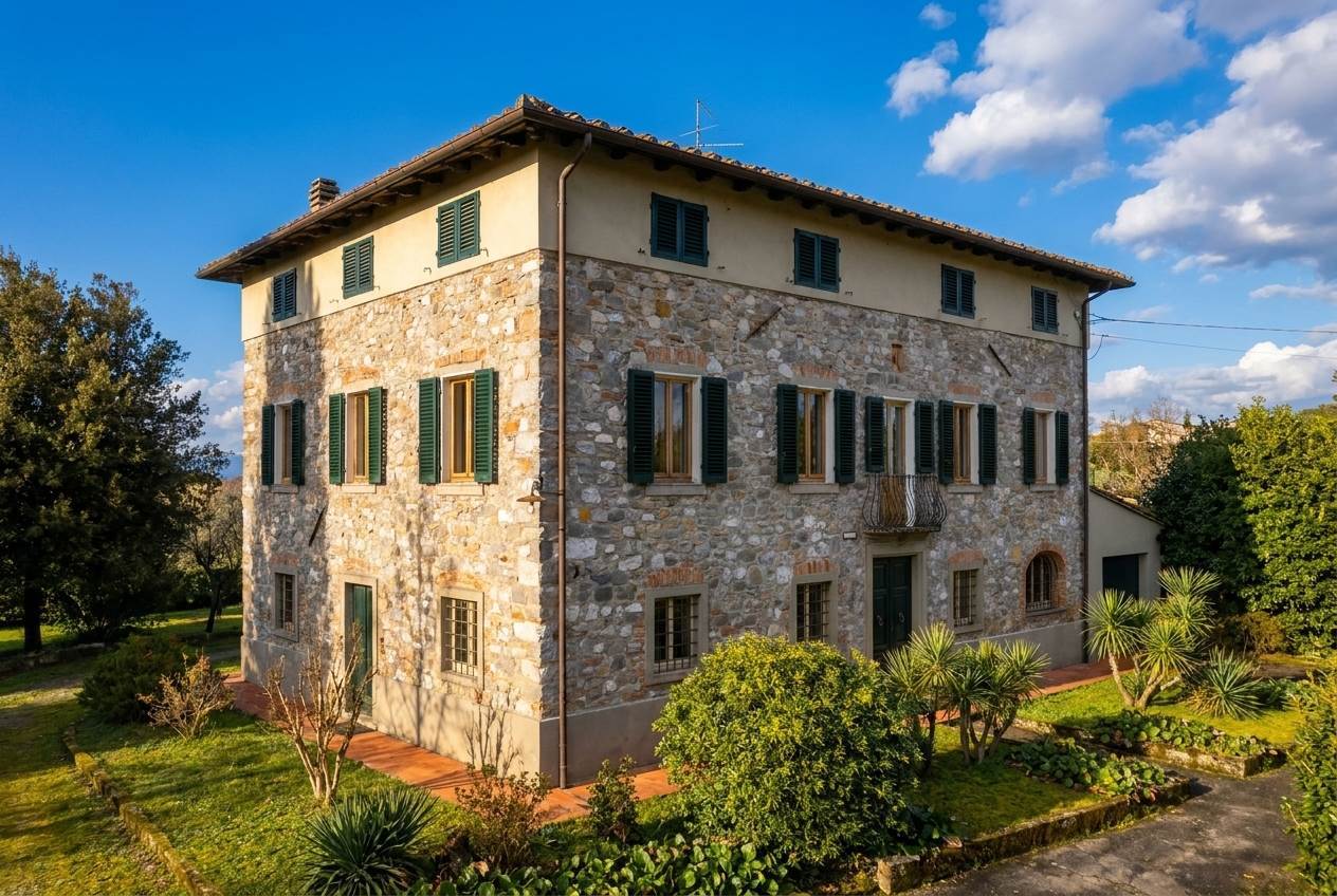 3 Bedrooms - Villa - Tuscany - For Sale - A11...