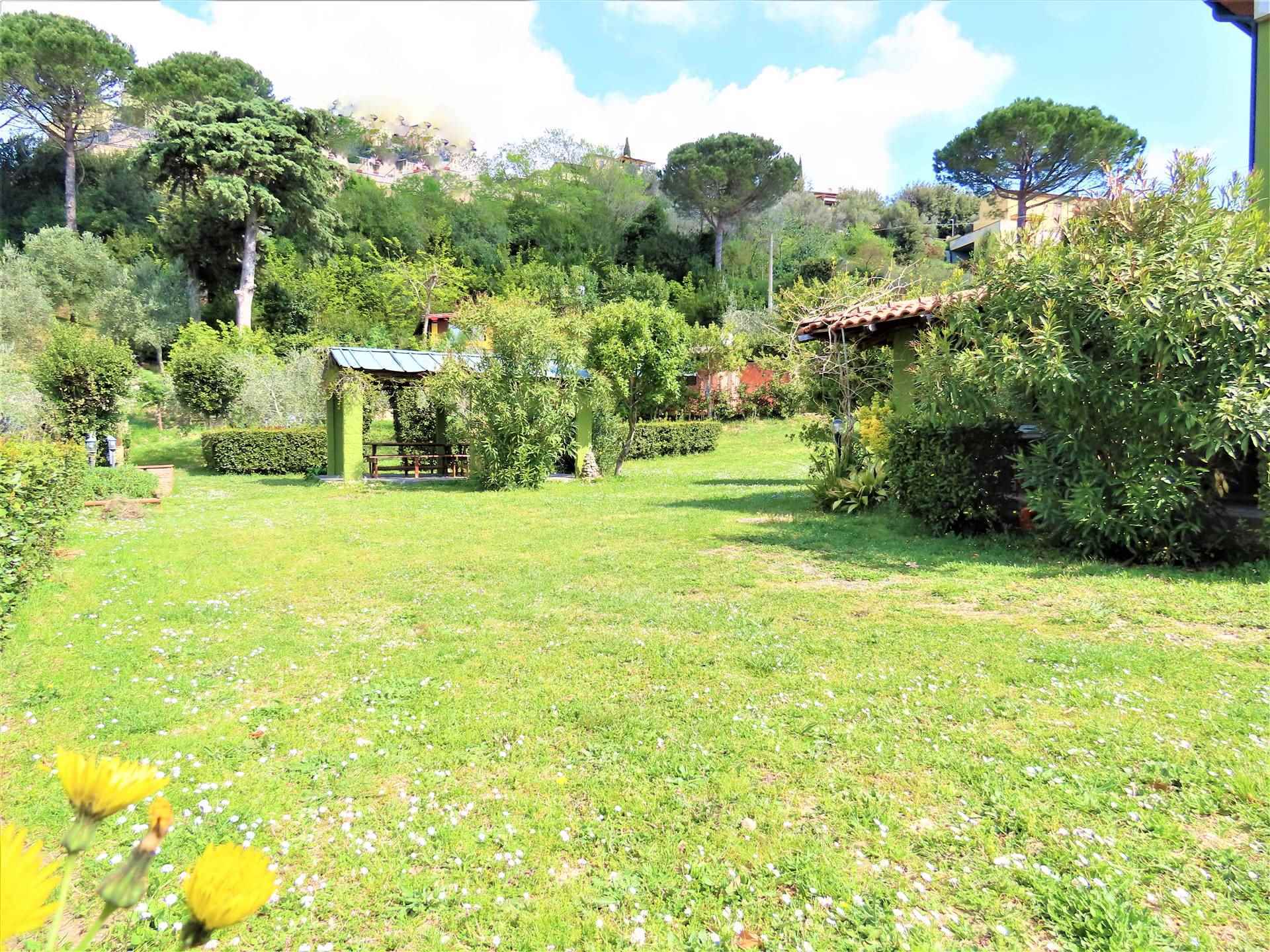 6 Bedrooms - House Terraced - Tuscany - For S...