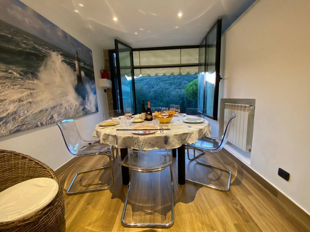 Qlistings - 3 Bedrooms - Flat - For Sale - A7631RA2143324A Property Image