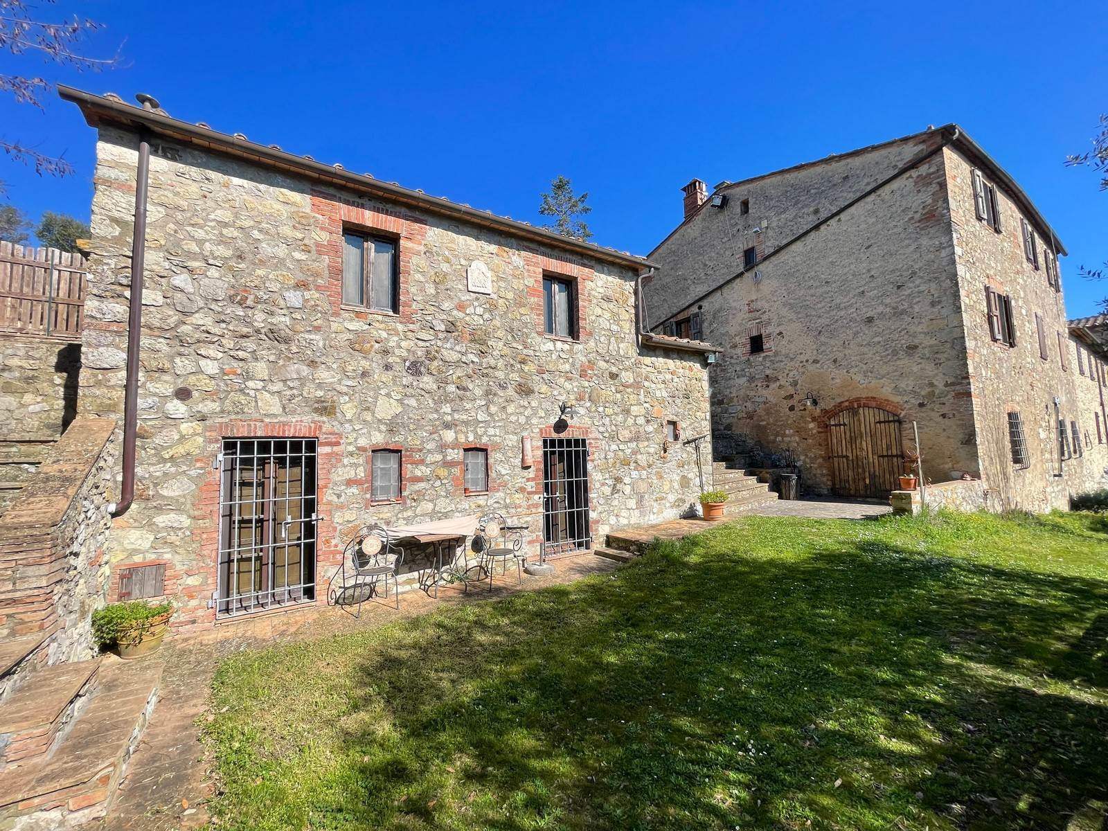 9 Bedrooms - Farmhouse - Tuscany - For Sale -...