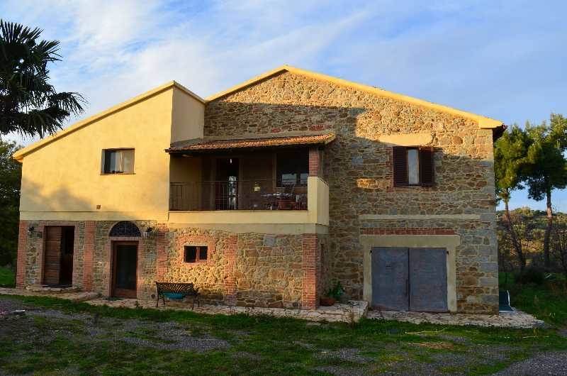 12 Bedrooms - Farmhouse - Tuscany - For Sale ...