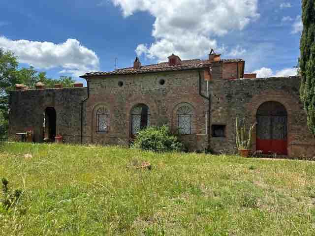5 Bedrooms - Farmhouse - Tuscany - For Sale -...