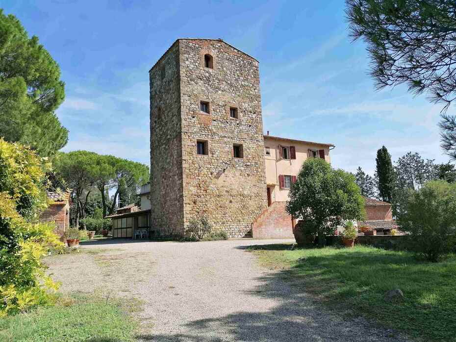 Toscana - Gambassi Terme - tenuta / azienda vinicola in vendita