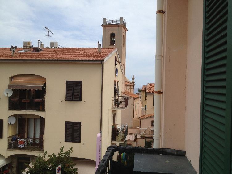 Isola d'Elba- Trilocale arredato con balcone vicino al mare in vendita a Marciana Marina