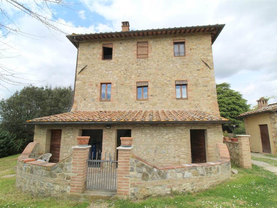 Casale Rustico in Vendita a Siena - Toscana