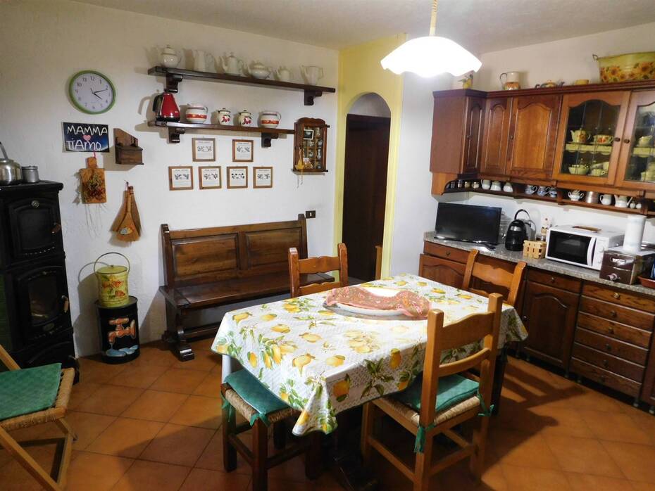 Rustic Farmhouse for Sale in Gavorrano | Toscana Houses